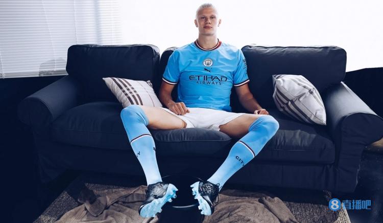 82岁前曼联球星中370万大奖 曾躲过慕尼黑空难（82岁前曼联名宿喜中370万大奖，曾在慕尼黑空难中幸存）