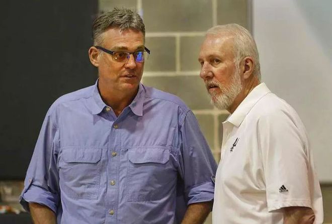 前国米教练谈索默：不能表现好时说他经验丰富，表现差说他老（前国米主帅谈索默：别好时夸经验，差时怪年纪）