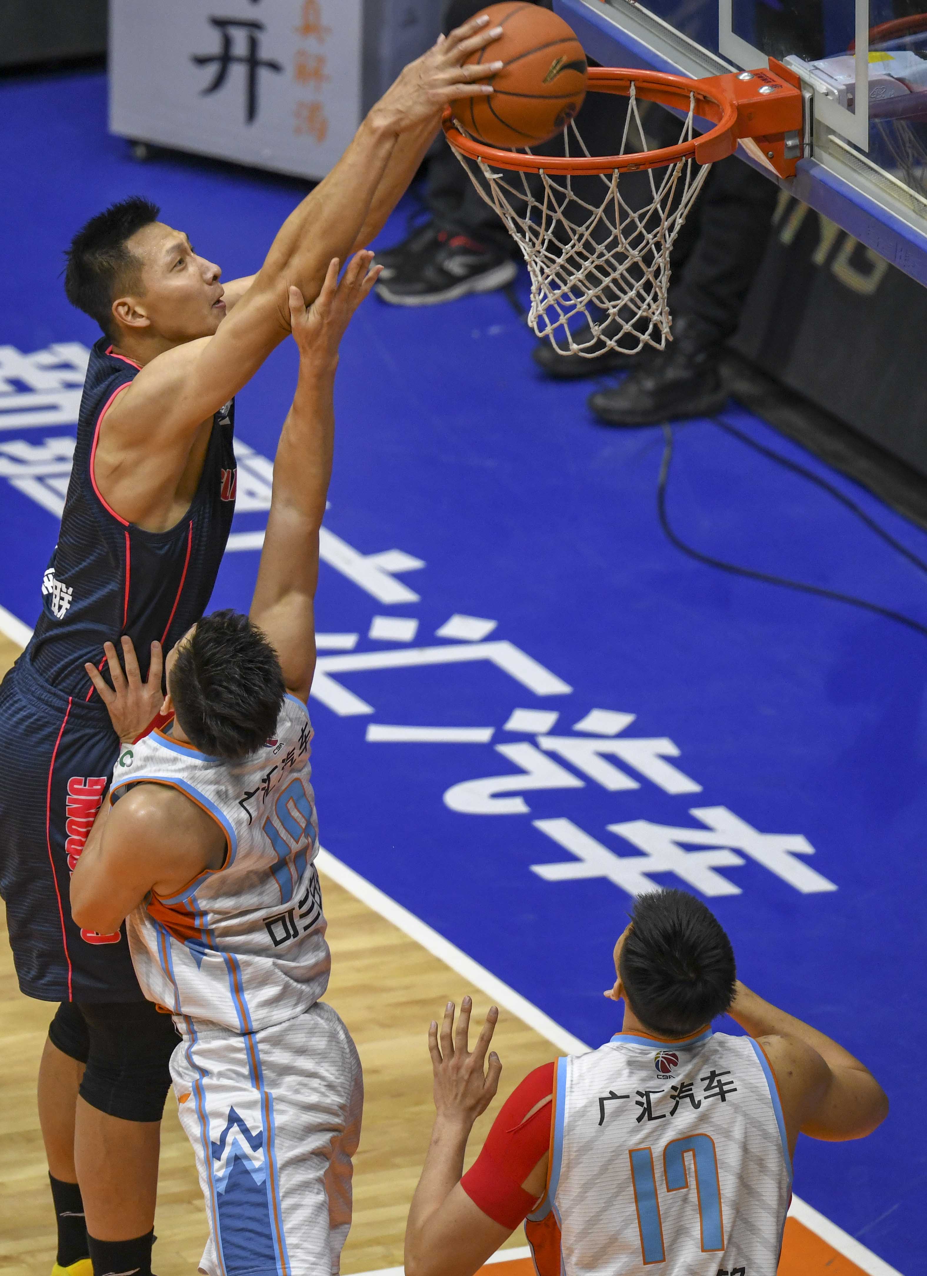 回应嘲讽，巴列卡诺主席：C罗梅西都没有抱怨过我们的更衣室（巴列卡诺主席回击：C罗、梅西从未抱怨我们更衣室）