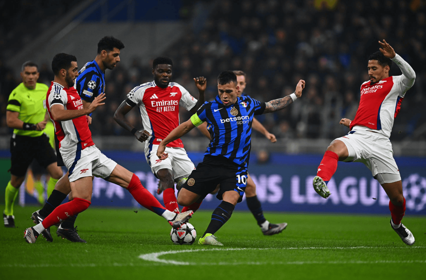 荷兰队创最差战绩，排协公告球队降级转战二级赛事争积分（荷兰队战绩创低谷，协会官宣降级改征次级赛事抢分）