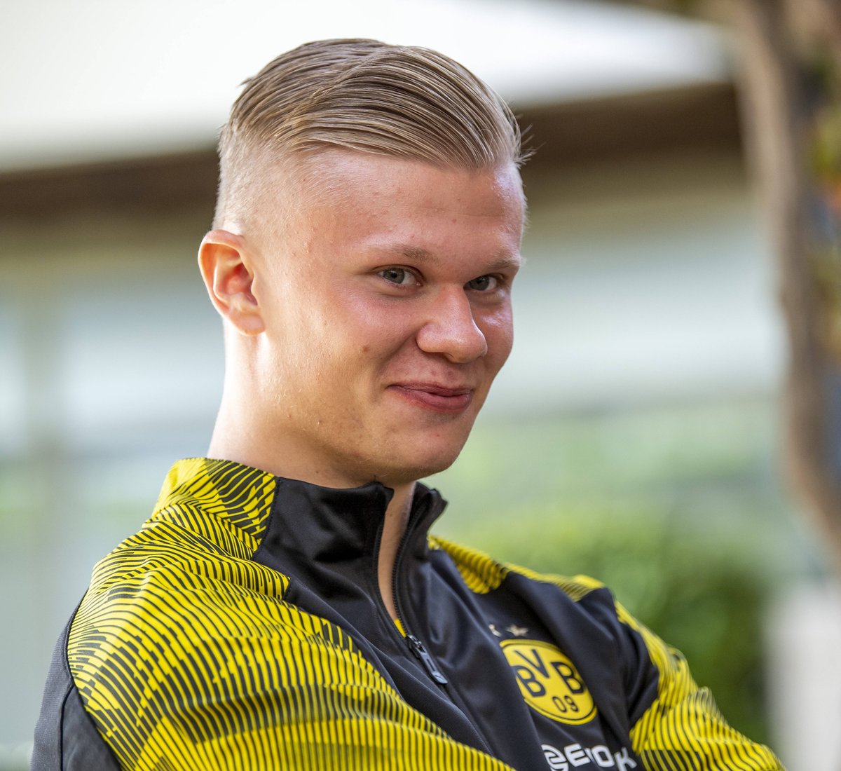 除升班马外，那不勒斯是五大联赛唯一2025年主场不败球队（2025年五大联赛主场不败队仅那不勒斯，升班马除外）